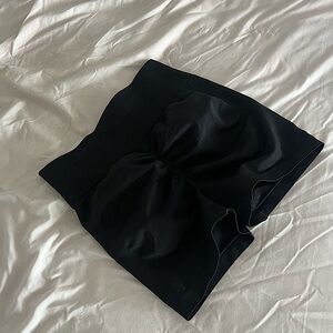 BRAND NEW scrunch butt black biker shorts